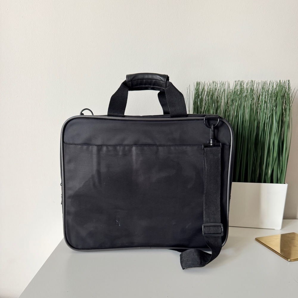 Acer Black Laptop Bag - Picture 9 of 10